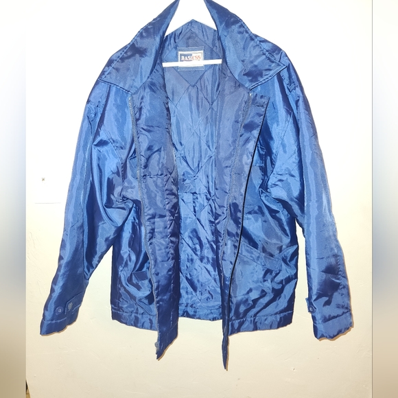 90's Navy Blue Waterproof Jacket - Picture 4 of 9
